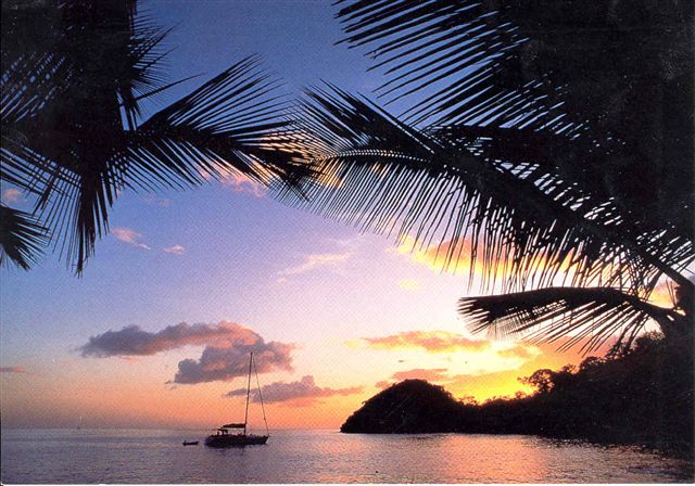 Coucher de soleil sur la baie de Petit-Byahaut